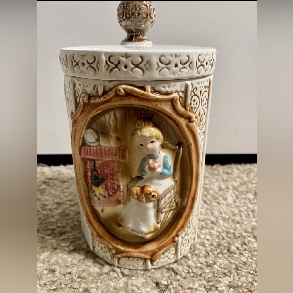 Vintage 1978 Sears Roebuck Pioneer Woman Gingham Girl Canister Knitting
